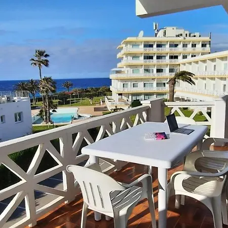 Apartamento Teresa - 2 Dormitorios, Vista Mar, Piscina Y Parquin Apartamento